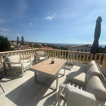 Our Little Hideaway דירה פאהיה